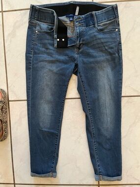 Apt. 9 Women's Dark Blue Slim Straight Jeans